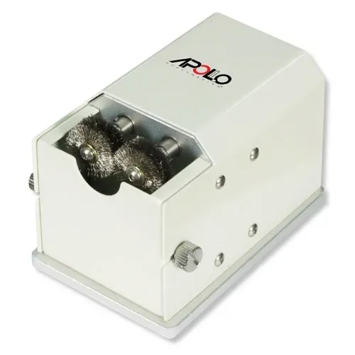 **BRC-3000 Nettoyeurs à brosses métalliques**
Ce dispositif se substitue au nettoyage à éponges.Il possède deux brosses métalliques rotatives qui enlève proprement la soudure résiduelle sur la panne de fer.