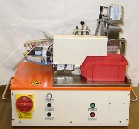 Burst & Zick C095 — universal cutting automat